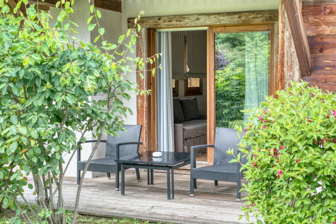 Les Loges Blanches Hotel